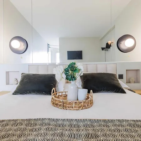 Cosy Near Champs-elysees Mobility Lease Paris