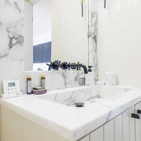 Cosy Near Champs-elysees Mobility Lease Paris