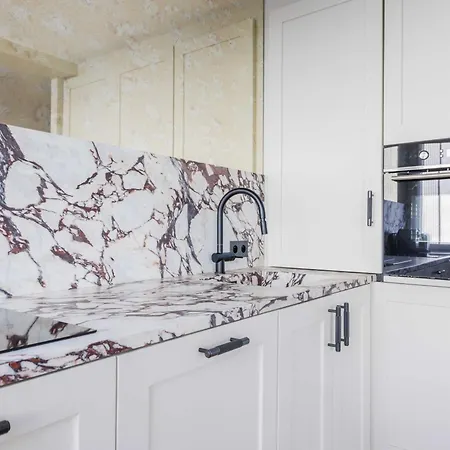Apartment Cosy Near Champs-elysees Mobility Lease